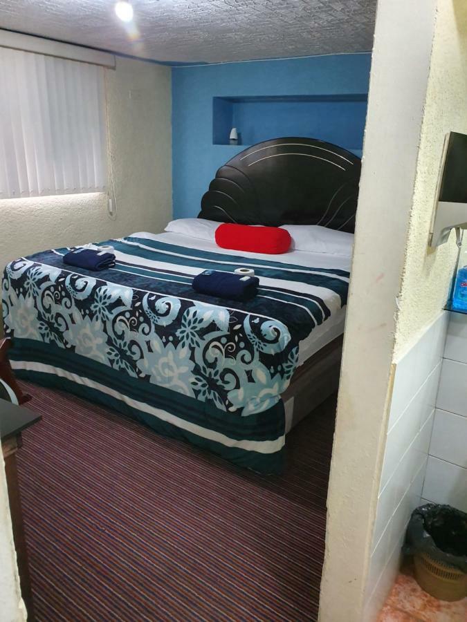 Hotel Kasa Kamelot 2 Quetzaltenango Dış mekan fotoğraf
